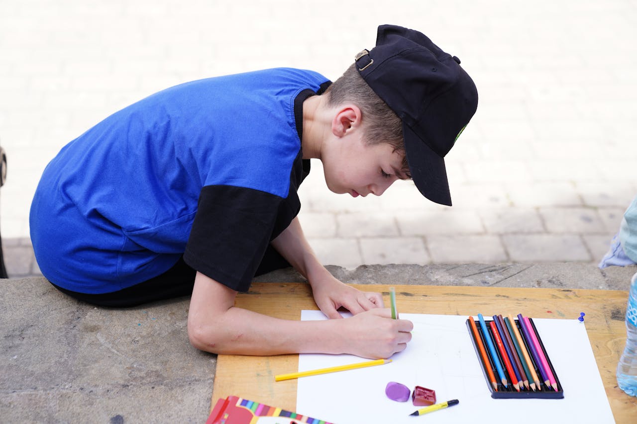 Offrez à vos enfants une expérience unique avec le coloriage de Pikachu à imprimer en PDF